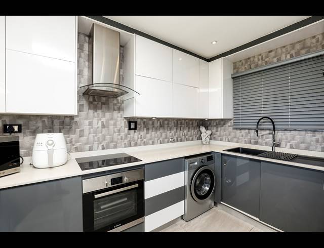2 BEDROOM APARTMENT FOR SALE IN MORNINGSIDE